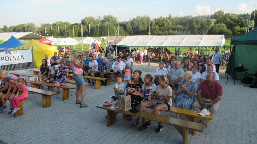 Zawody jeździeckie, dożynki i festyn