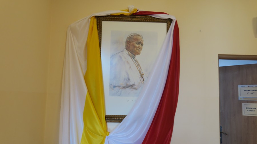 Habemus Papam w Zębie