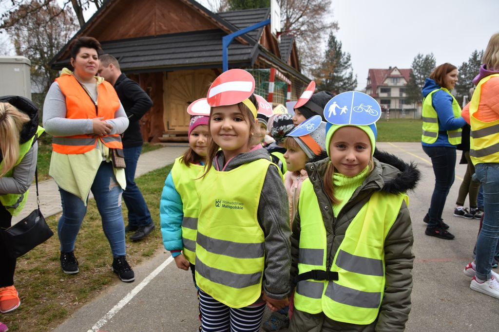 Odblaski nosić trzeba