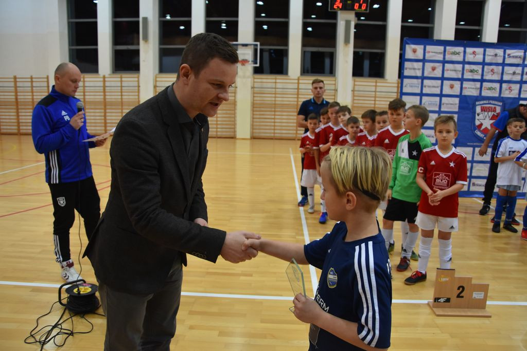 Sokoliki z pucharem wójta
