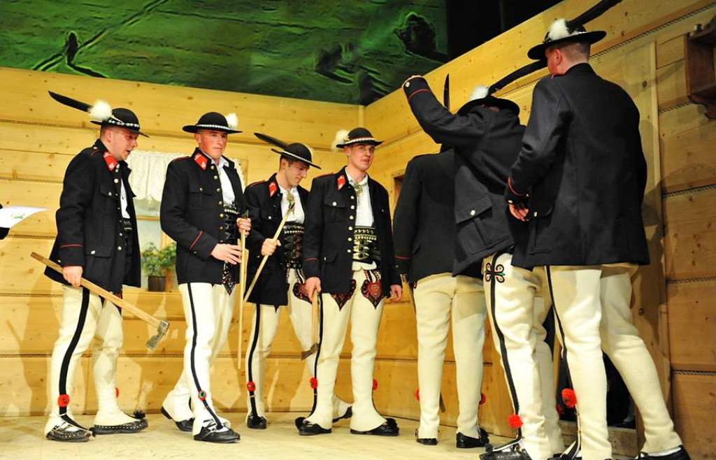 Strażacy najlepsi w tańcu zbójnickim