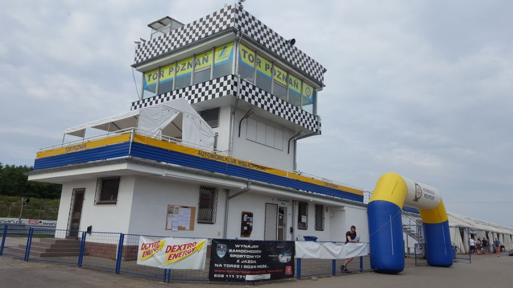 Kobieta na motocyklu