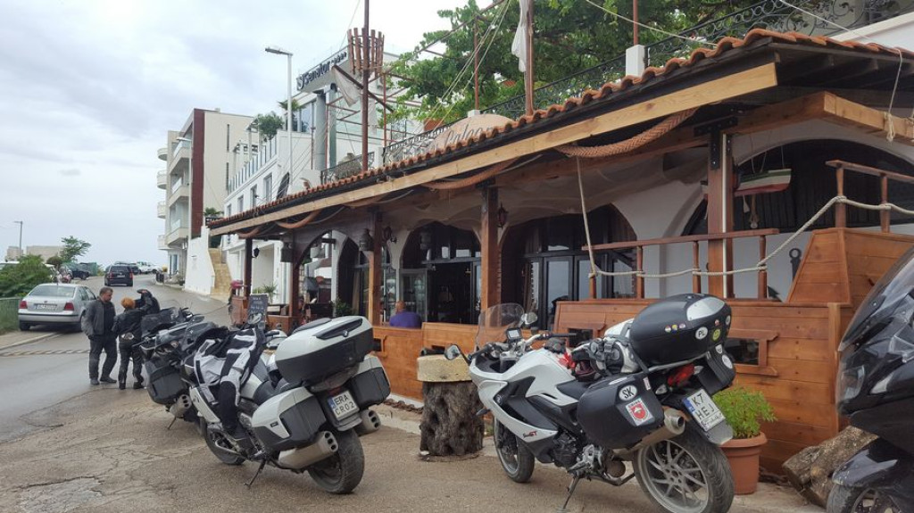 Kobieta na motocyklu