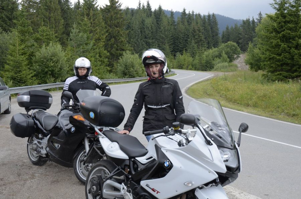 Kobieta na motocyklu