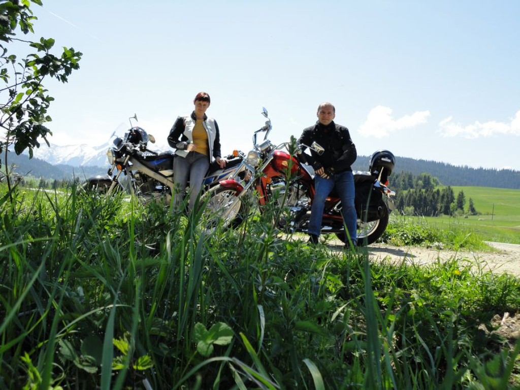 Kobieta na motocyklu
