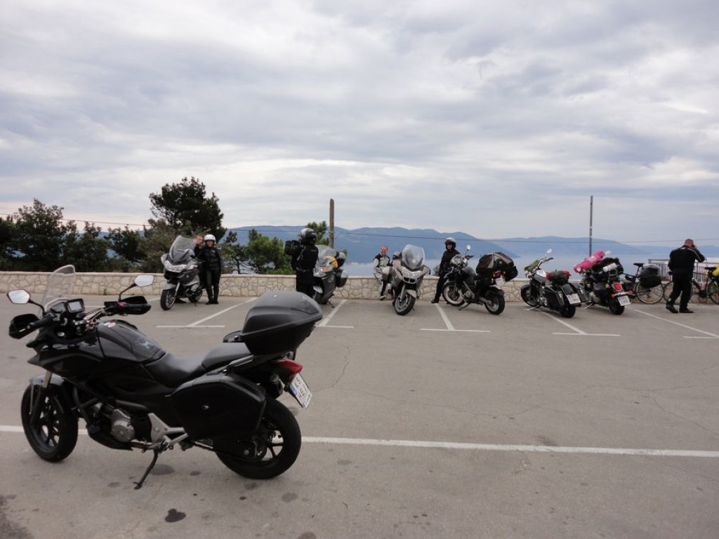 Kobieta na motocyklu