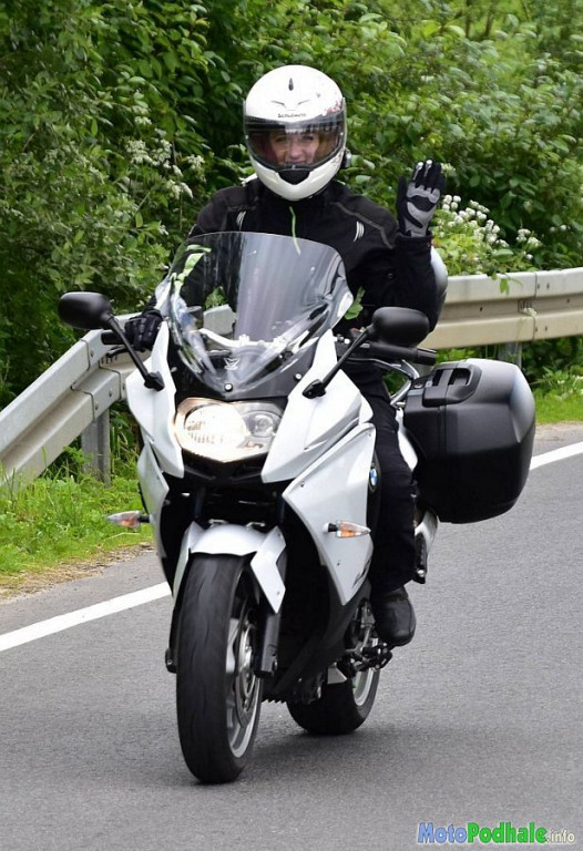 Kobieta na motocyklu