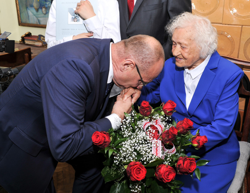 Order i ławeczka Kornela Makuszyńskiego