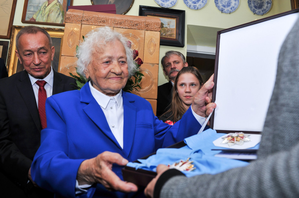 Order i ławeczka Kornela Makuszyńskiego
