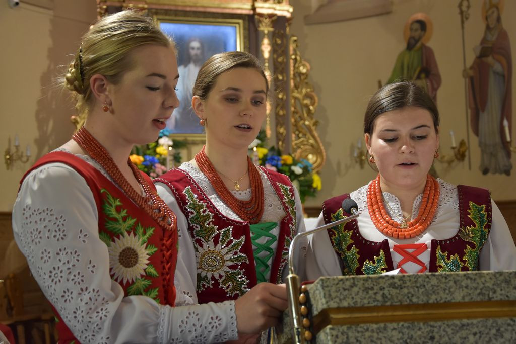 130 lat szkoły w Cichem