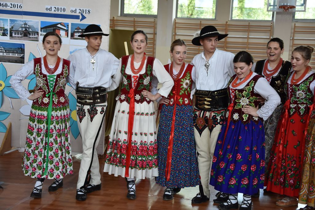 130 lat szkoły w Cichem
