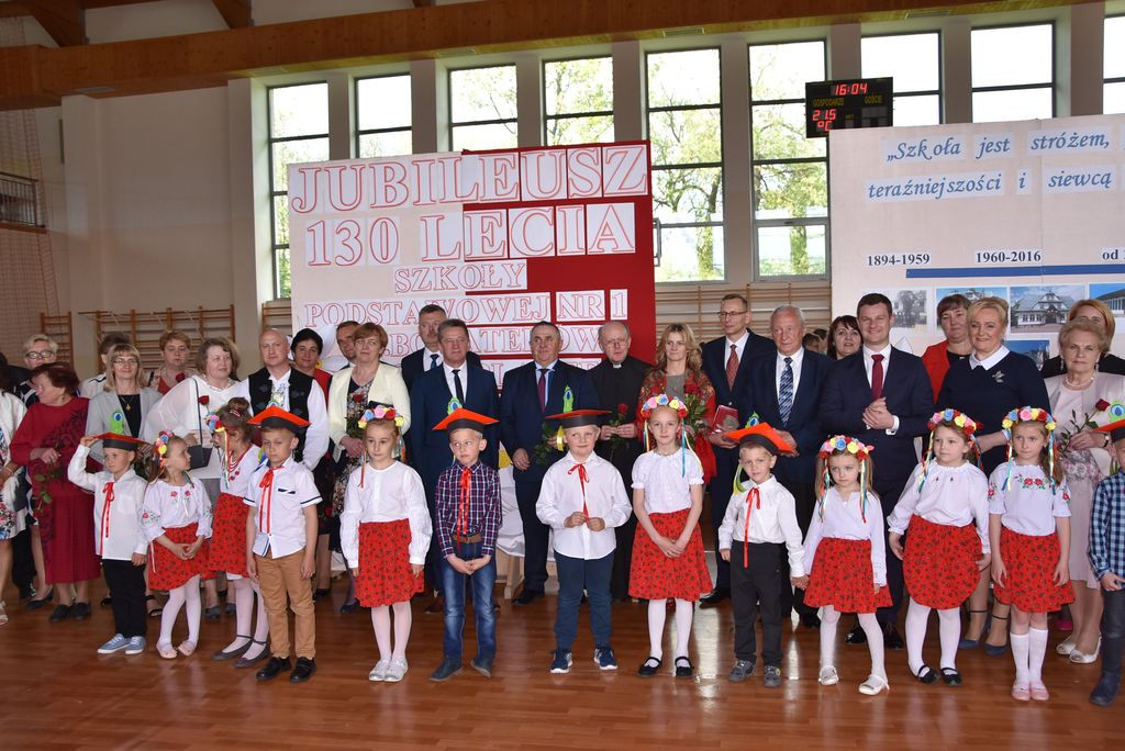 130 lat szkoły w Cichem