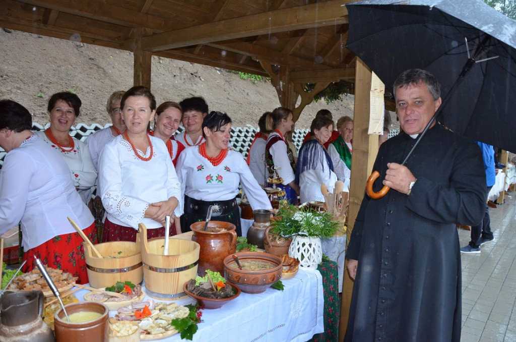Góralskie Jodło w deszczu