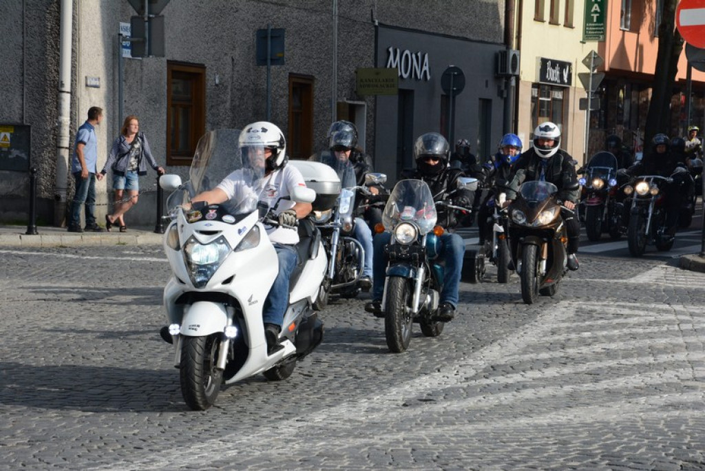 Parada motocykli przejechała ulicami Nowego Targu