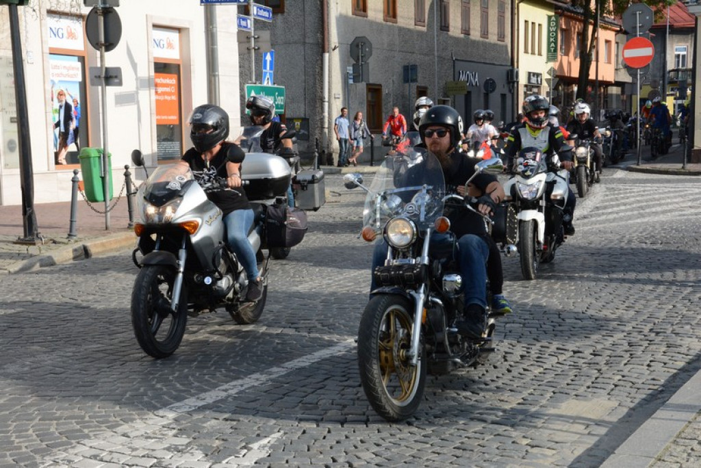 Parada motocykli przejechała ulicami Nowego Targu