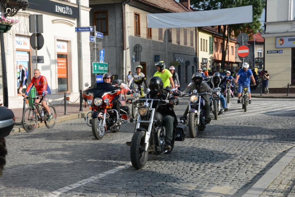 Parada motocykli przejechała ulicami Nowego Targu