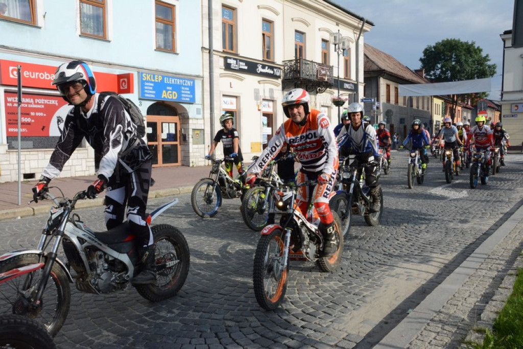 Parada motocykli przejechała ulicami Nowego Targu