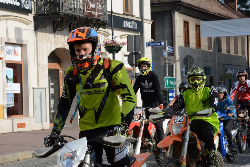 Parada motocykli przejechała ulicami Nowego Targu