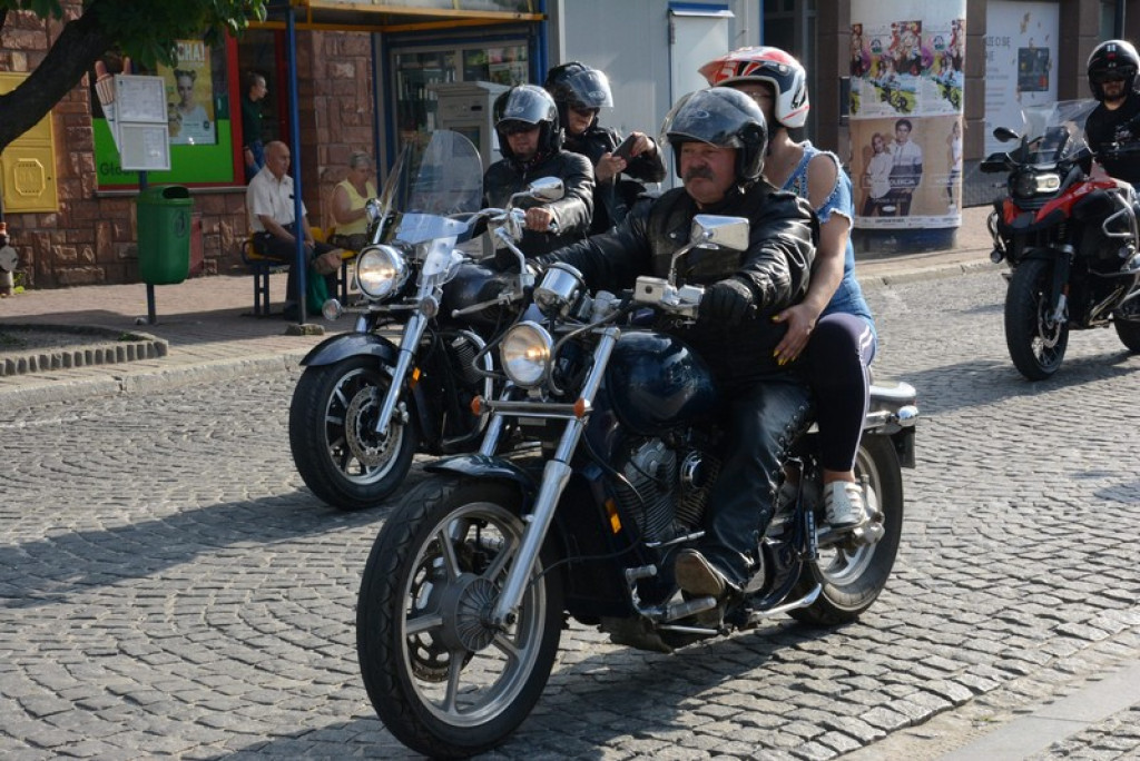 Parada motocykli przejechała ulicami Nowego Targu