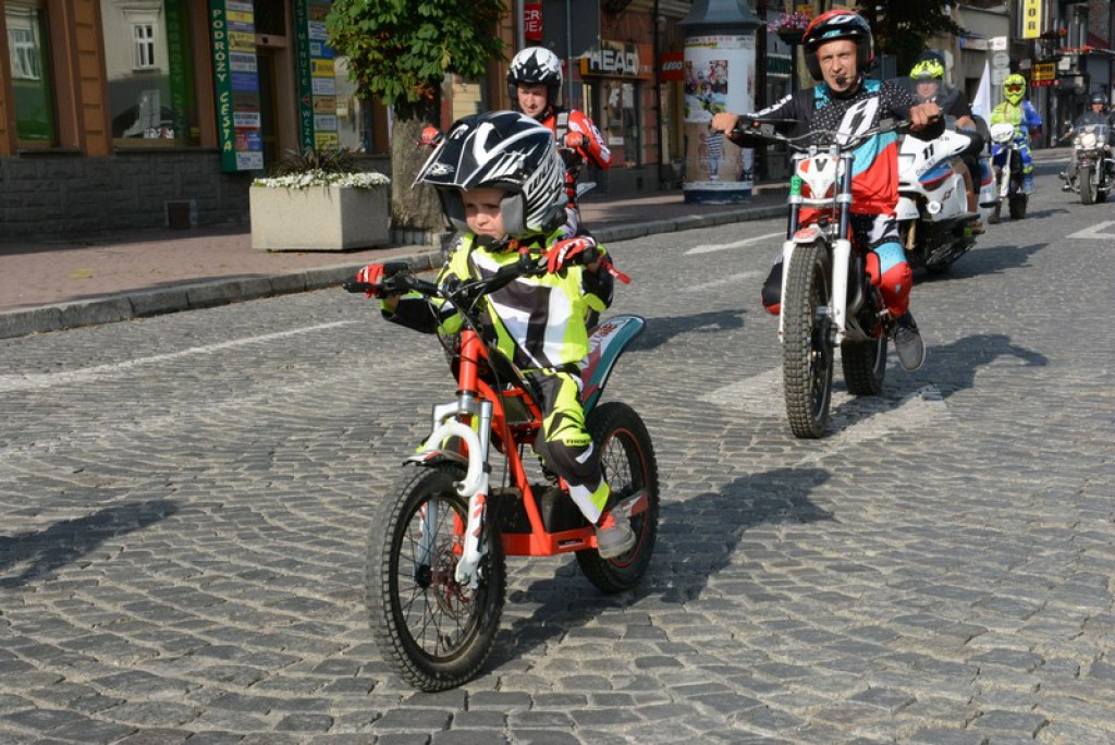 Parada motocykli przejechała ulicami Nowego Targu