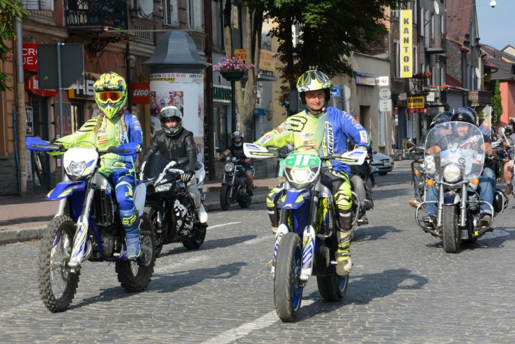 Parada motocykli przejechała ulicami Nowego Targu