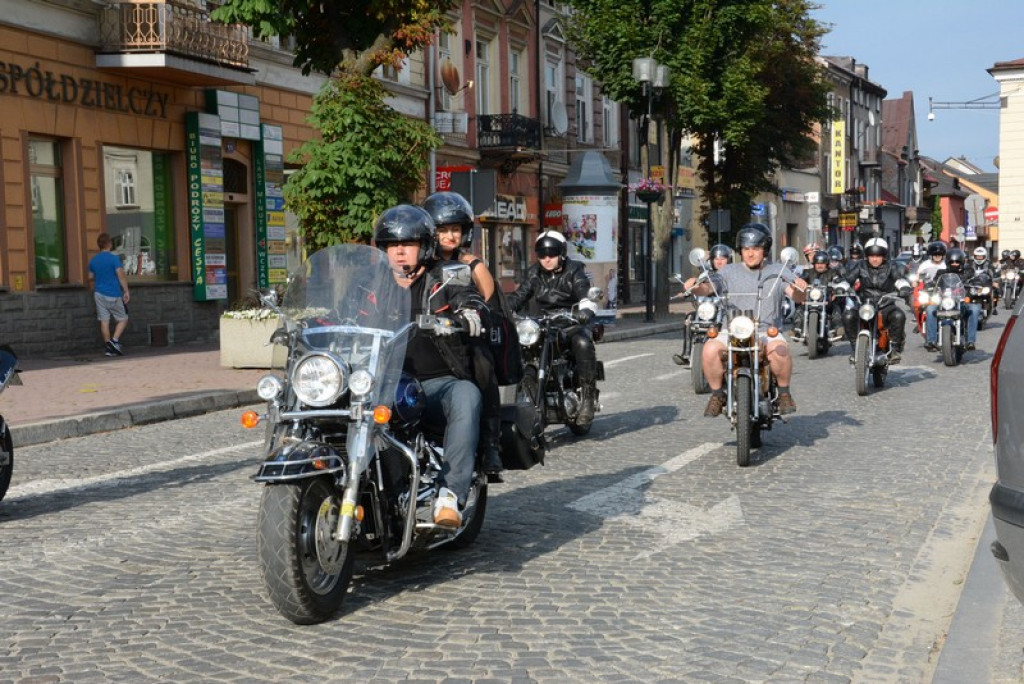 Parada motocykli przejechała ulicami Nowego Targu