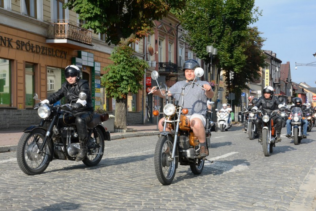 Parada motocykli przejechała ulicami Nowego Targu