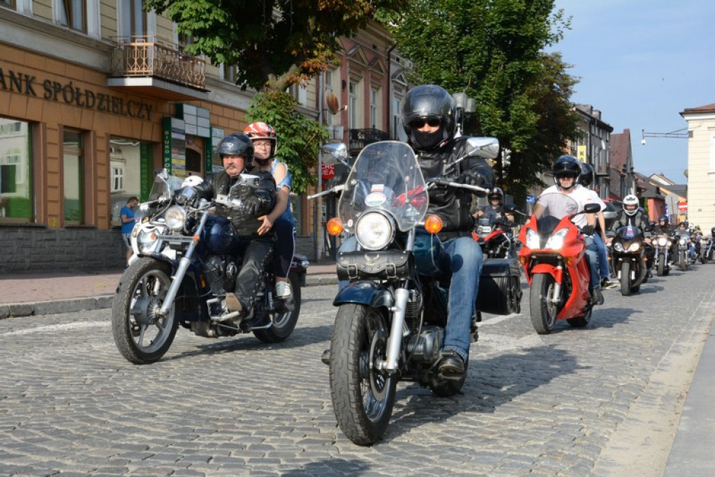Parada motocykli przejechała ulicami Nowego Targu