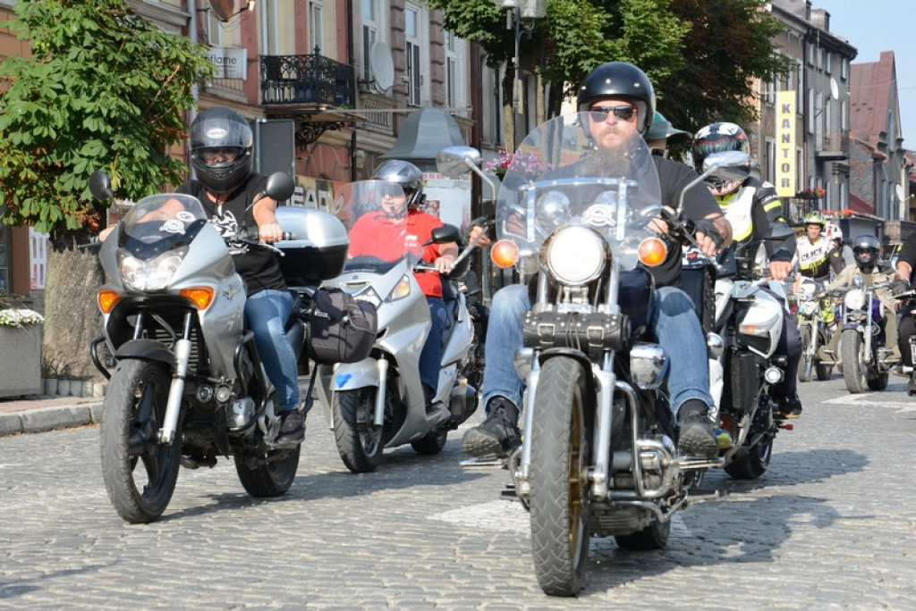 Parada motocykli przejechała ulicami Nowego Targu