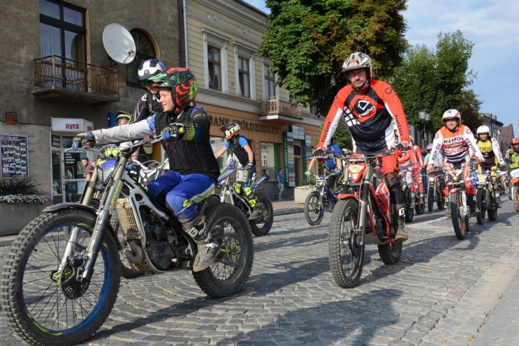 Parada motocykli przejechała ulicami Nowego Targu