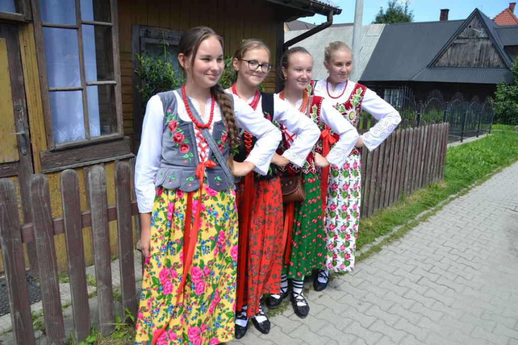 Świat artystów, twórców ludowych