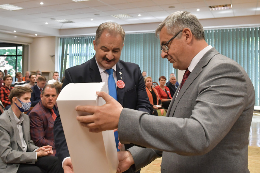 Nagrody burmistrza i wyróżnienia dla sportowców