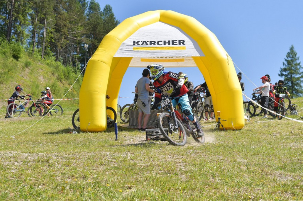 Widowiskowe zawody rowerowe w Kluszkowcach