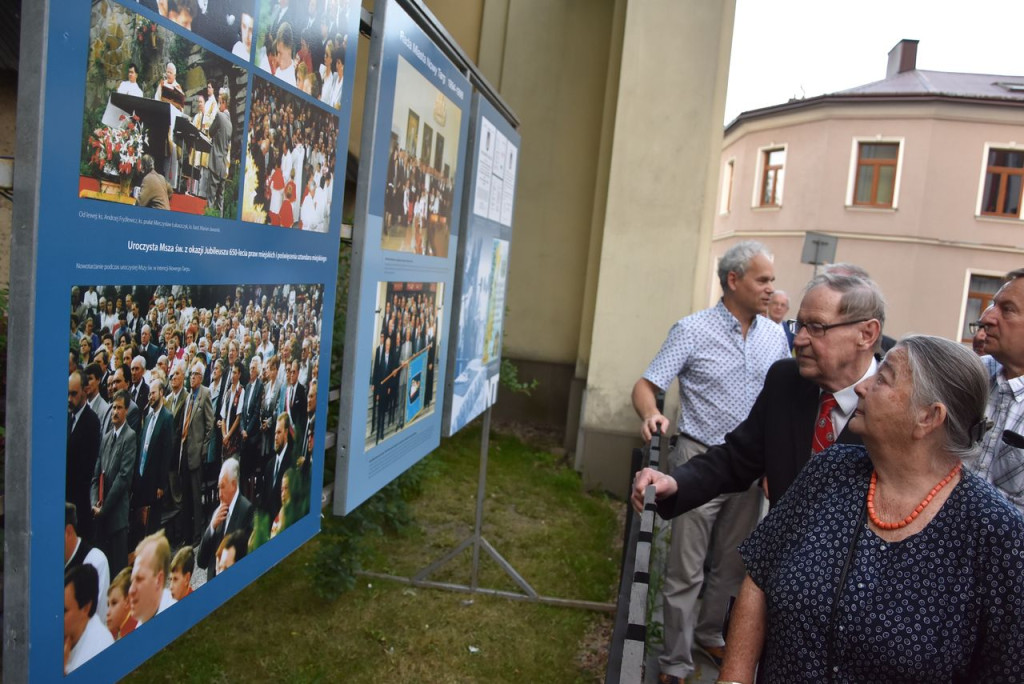 Królewskie Wolne Miasto Nowy Targ i jego sztandar