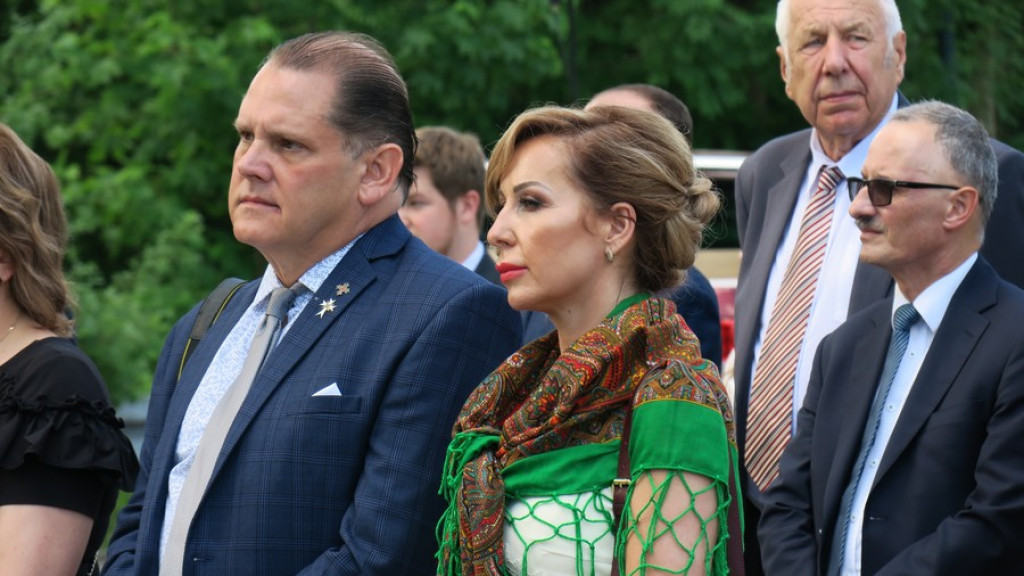 Ziemia spod Góry Świętej Anny w obelisku Powstańców Śląskich