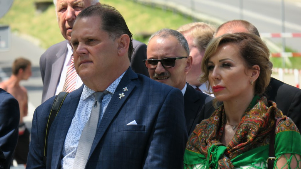 Ziemia spod Góry Świętej Anny w obelisku Powstańców Śląskich