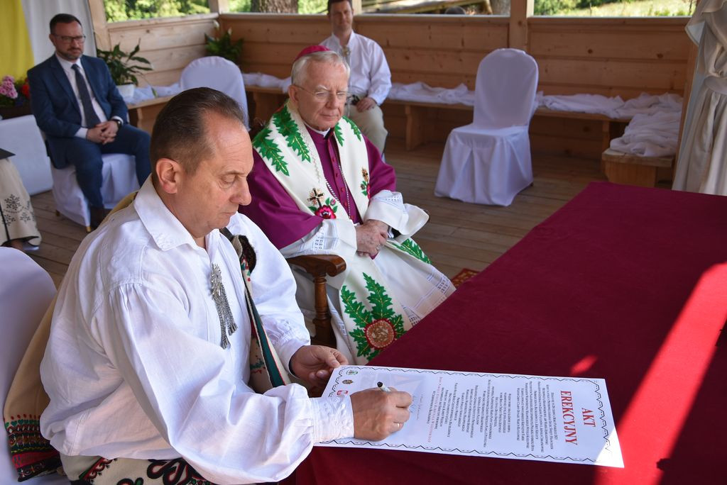 Bachledówka. Powstaje Dom Pamięci kard. Wyszyńskiego