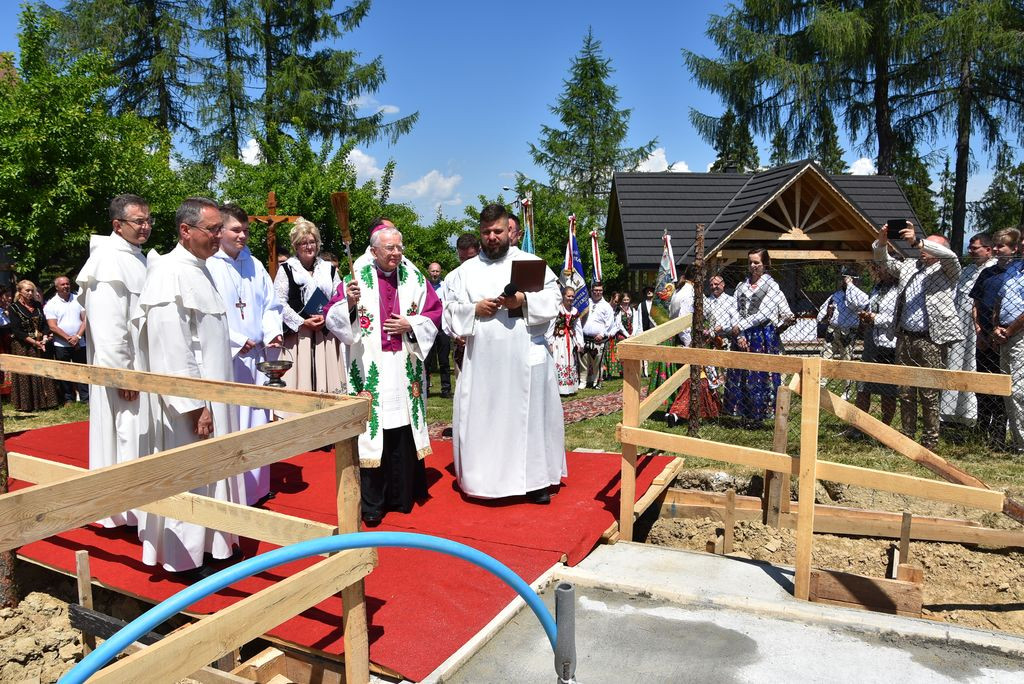 Bachledówka. Powstaje Dom Pamięci kard. Wyszyńskiego