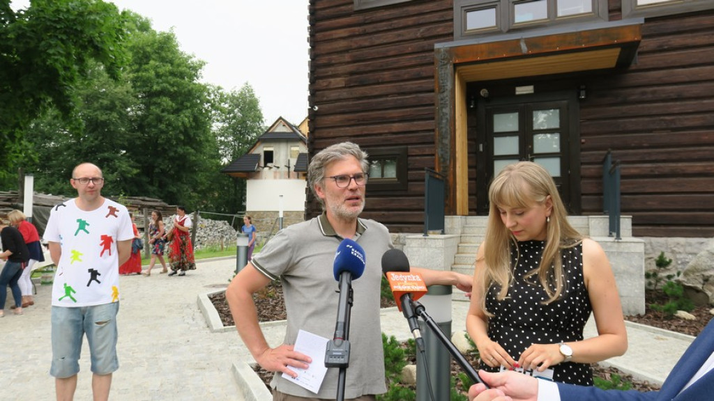 Autoportret z Chandrą. Hasior i nowa sztuka