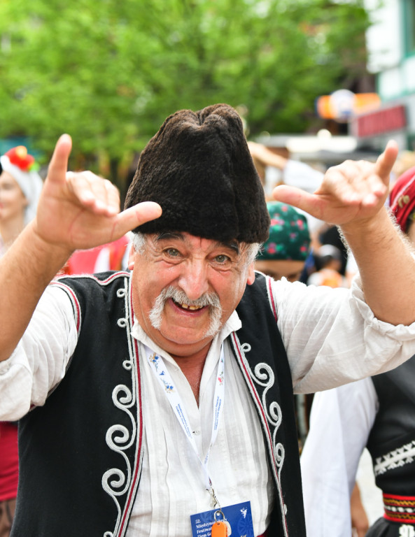 Barwny festiwal
