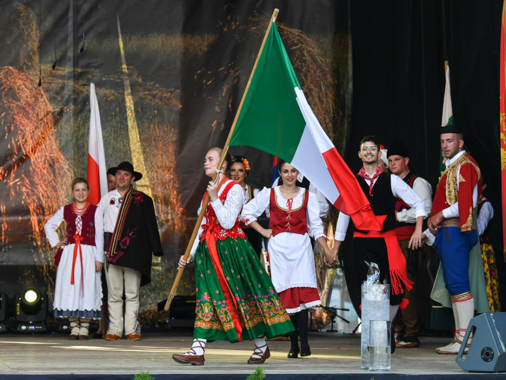Barwny festiwal