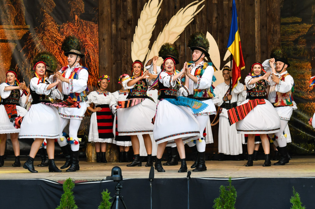 Barwny festiwal