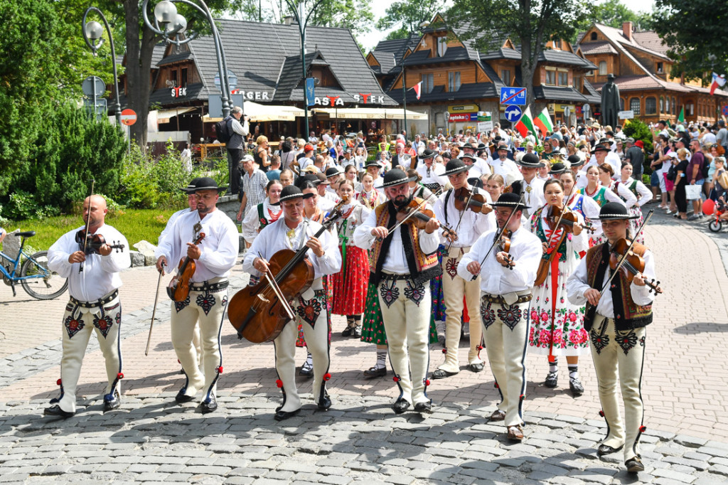 Barwny festiwal