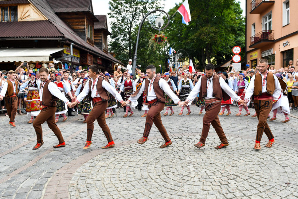 Barwny festiwal
