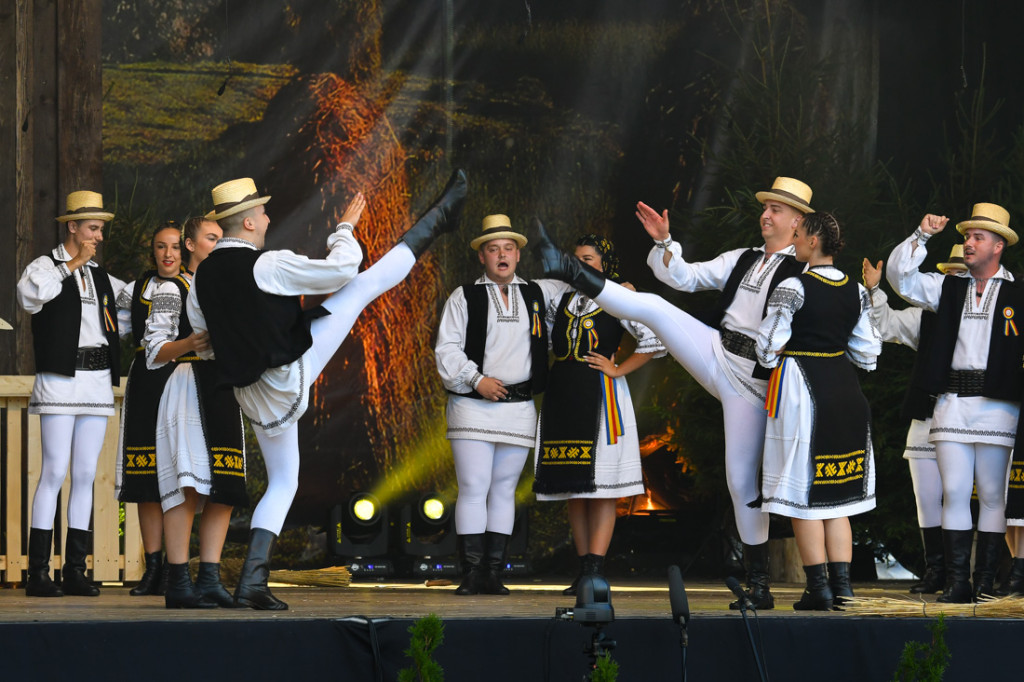 Walczą o ciupagi