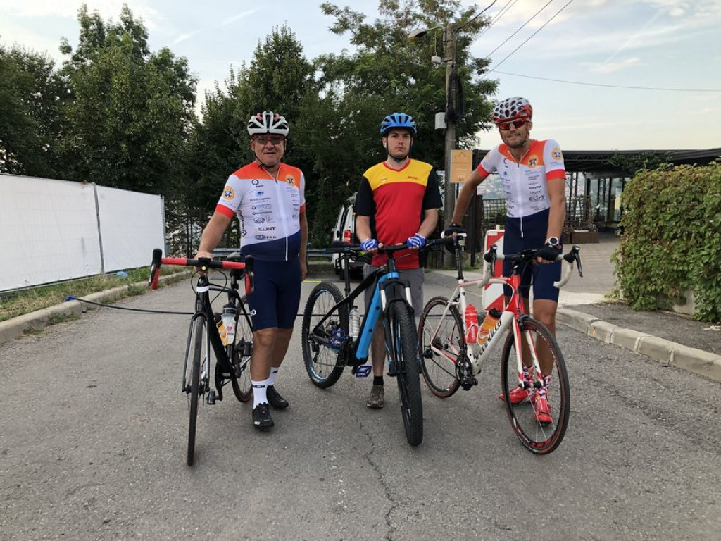 Rowerowe wyzwanie. Pokonali 1400 kilometrów, by pomóc innym