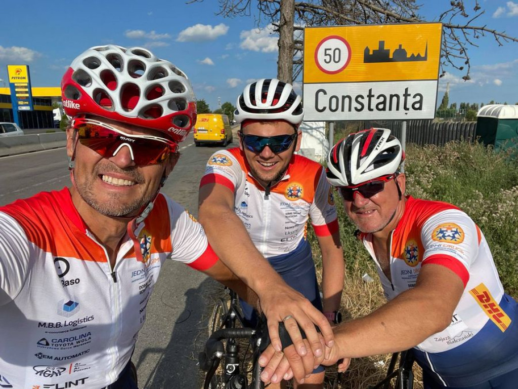 Rowerowe wyzwanie. Pokonali 1400 kilometrów, by pomóc innym