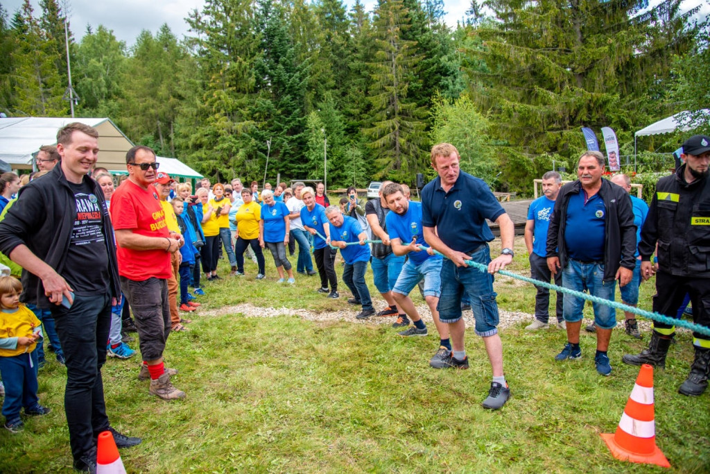 Wyszli zza biurek rozprostować kości