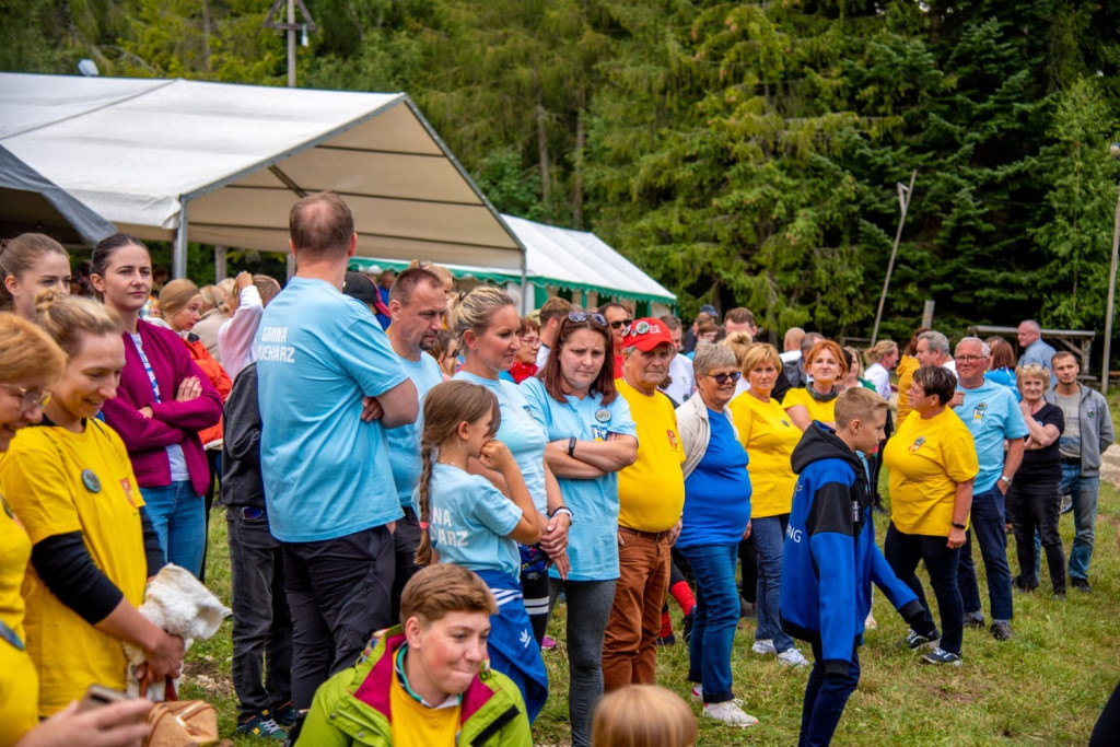 Wyszli zza biurek rozprostować kości