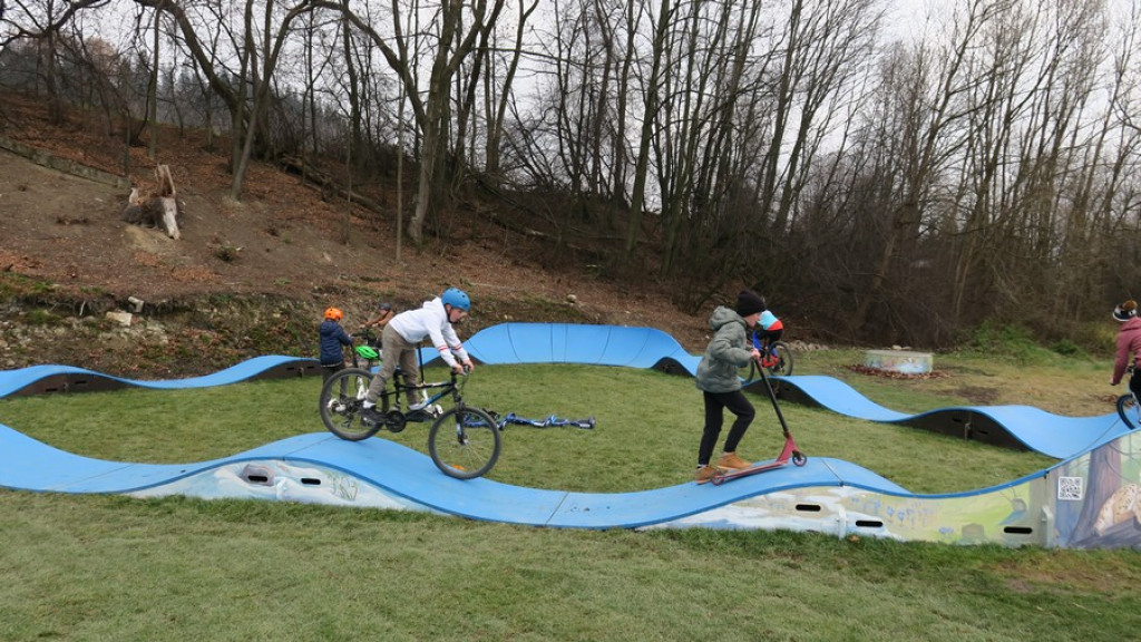 Nowoczesny pumptrack w Poroninie